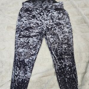 Torrid 3X Crushed Velvet Leggings – Silky Soft – NWT